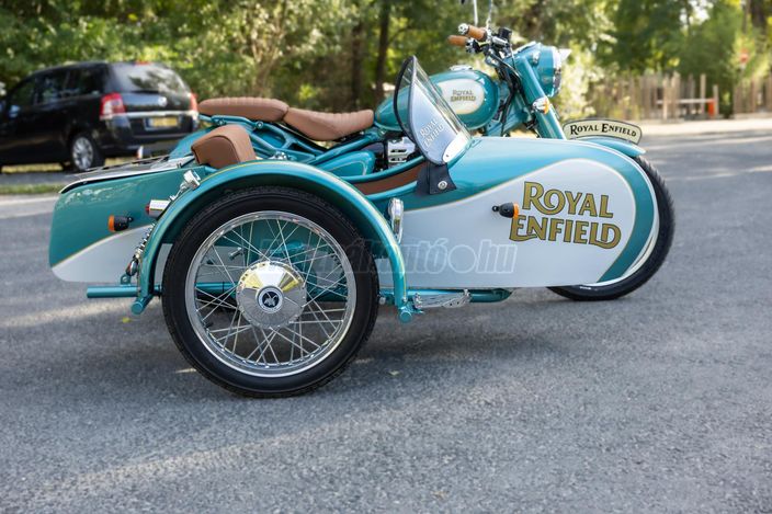 ROYAL ENFIELD CLASSIC 650