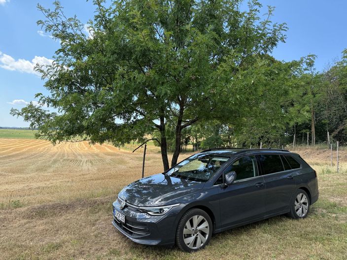 VOLKSWAGEN GOLF VIII Variant 2.0 TDI Style DSG