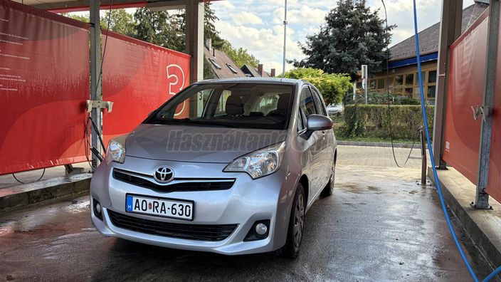 TOYOTA VERSO-S Verso S 1.33 VVT-i