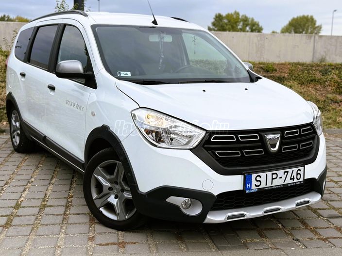 DACIA LODGY 1.5 Blue dCi Stepway (7 személyes )