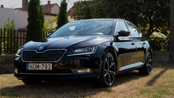 SKODA SUPERB 2.0 TDi Style DSG