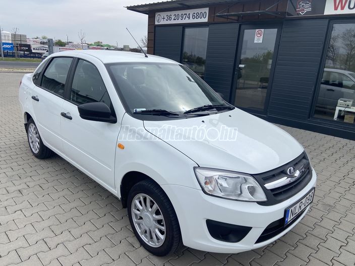 LADA GRANTA Sedan 1.6 Standard
