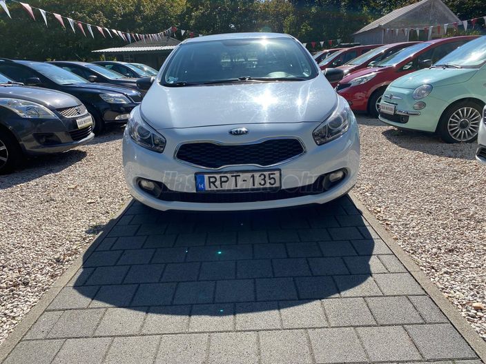 KIA CEE'D 1.4 CVVT EX