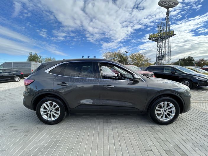 FORD KUGA 1.5 EcoBoost Titanium
