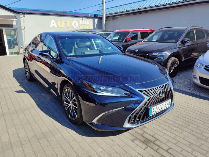 LEXUS ES 300h Prestiege Top CVT