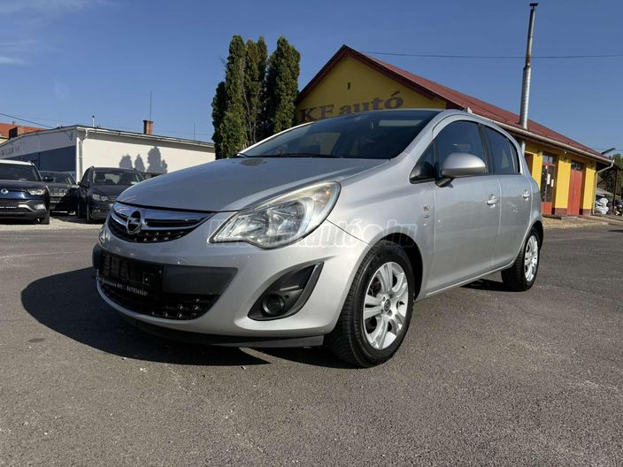 OPEL CORSA D 1.4 Active