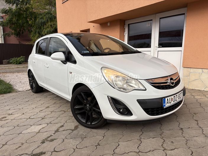 OPEL CORSA D 1.4 Color Edition