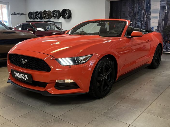 FORD MUSTANG Convertible 3.7 V6 (Automata)