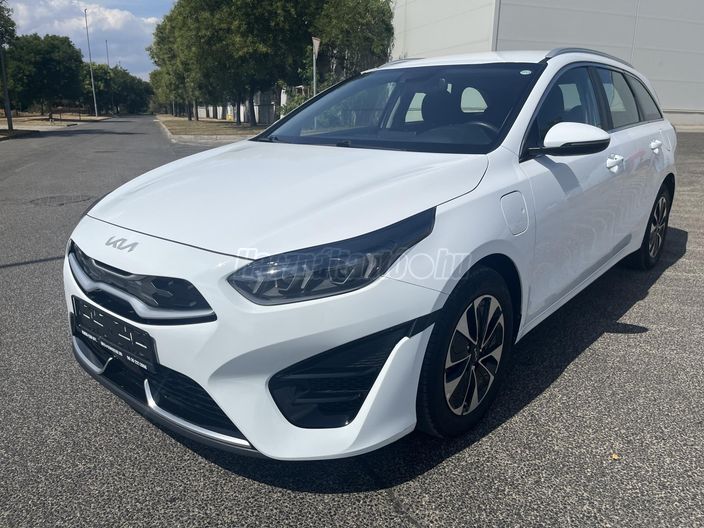 KIA CEE'D Ceed SW 1.6 GDI PHEV Gold DCT