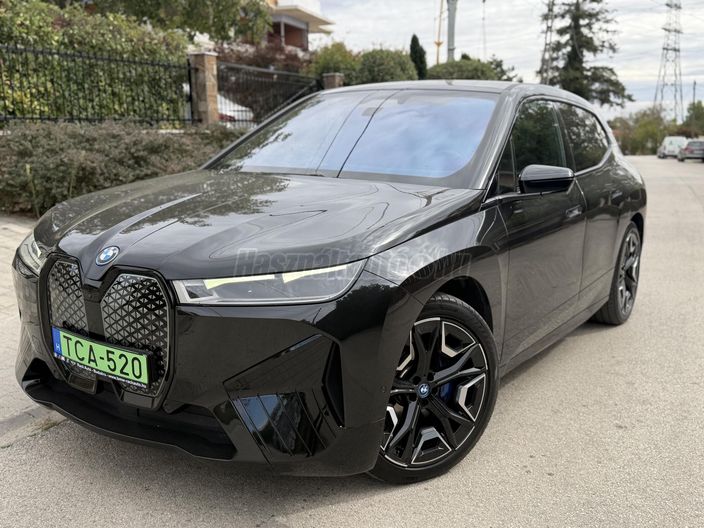 BMW IX xDrive40 74,1kWh