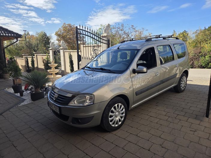 DACIA LOGAN MCV 1.6 16V Arctic (7 személyes )