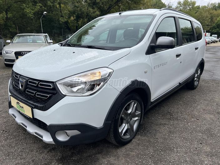 DACIA LODGY 1.3 TCe Stepway (7 személyes )