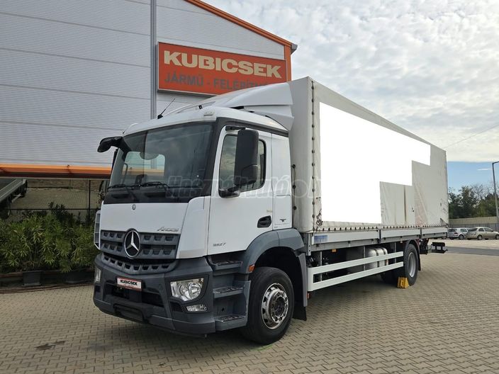 MERCEDES-BENZ AROCS 1827 PONYVÁS-EMELŐHÁTFALAS 8.40 m