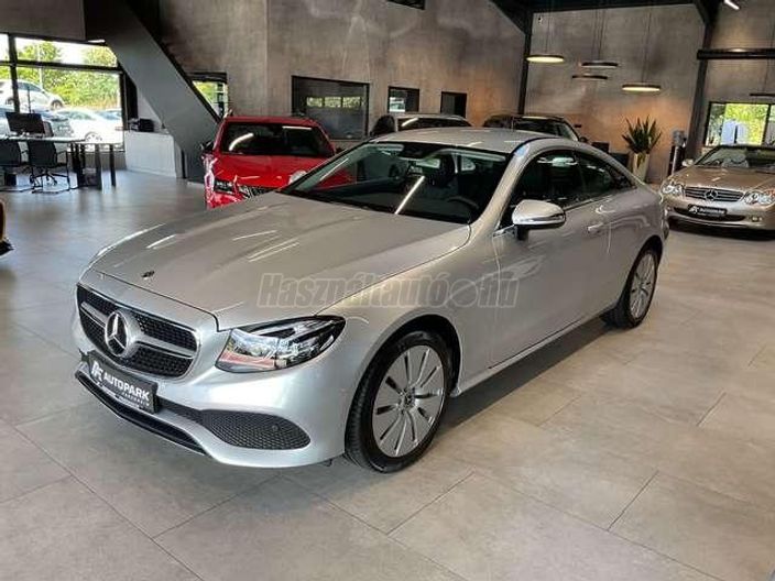 MERCEDES-BENZ E 400 4M Avantgarde Rentner Fzg 1.Hand nur 32TKM