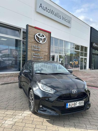 TOYOTA YARIS 1.5 Hybrid Style e-CVT