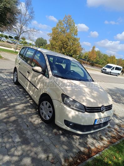 VOLKSWAGEN TOURAN 2.0 CR TDI Comfortline [7 személy]