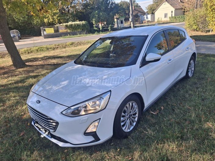 FORD FOCUS 1.0 EcoBoost Titanium