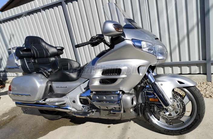 HONDA GL 1800 (GOLD WING)
