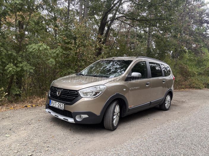 DACIA LODGY 1.5 Blue dCi Stepway (7 személyes )