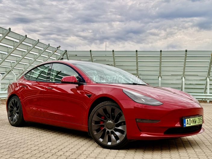 TESLA MODEL 3 Performance AWD (Automata)