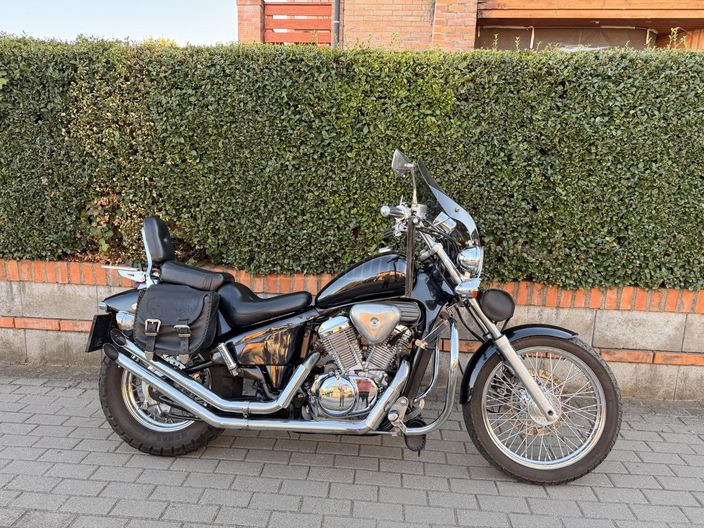 HONDA NV 400 C STEED