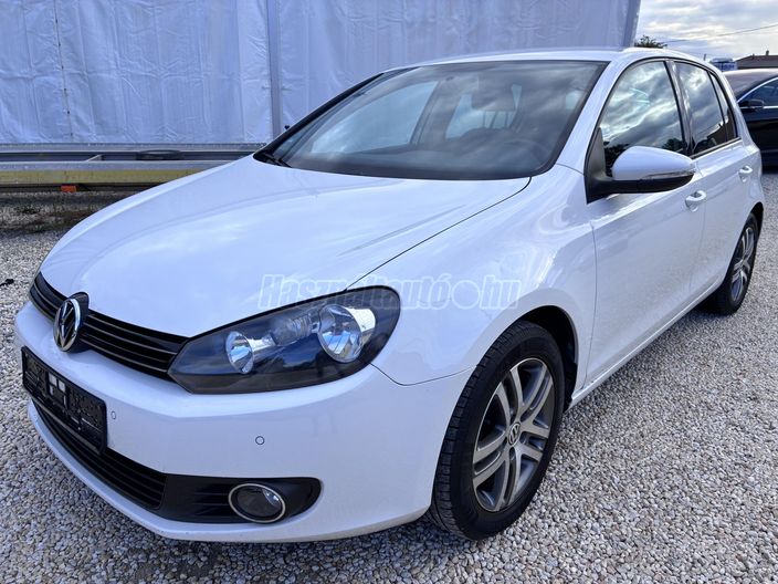 VOLKSWAGEN GOLF VI 1.6 Comfortline