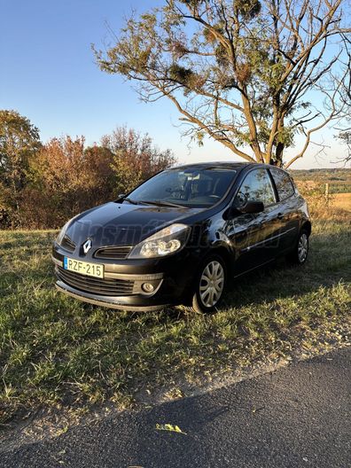 RENAULT CLIO 1.4 16V Nature