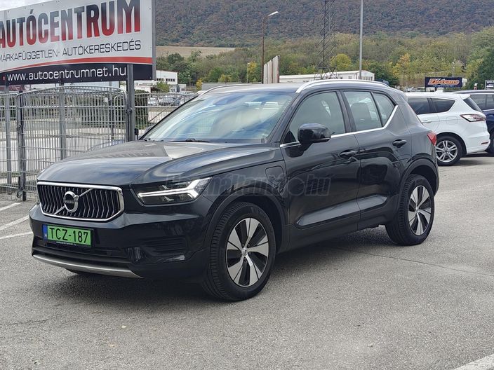 VOLVO XC40 1.5 [T4] Recharge Plus Bright DCT