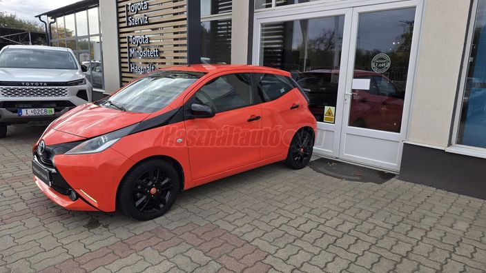 TOYOTA AYGO 1.0 x-cite