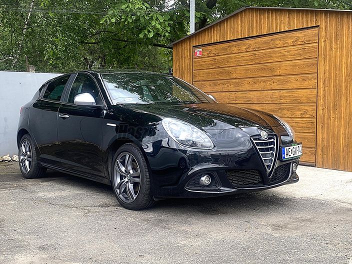 ALFA ROMEO GIULIETTA 1.6 JTDM-2 Distinctive