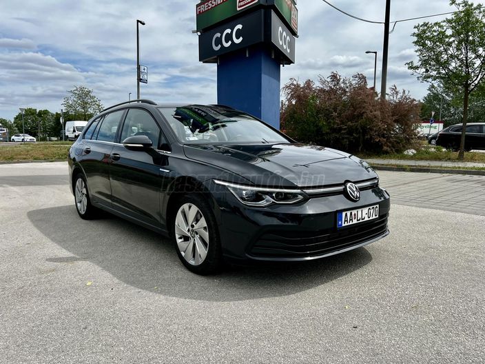 VOLKSWAGEN GOLF VIII Variant 2.0 TDI Style DSG