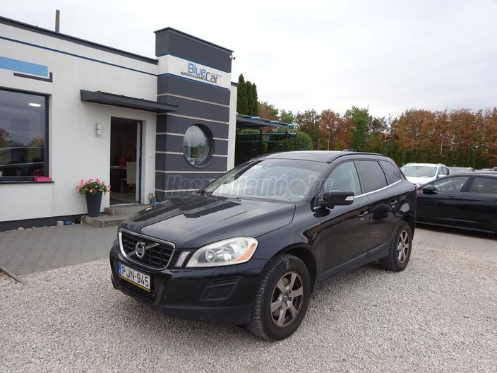 VOLVO XC60 2.4 D [D3] Kinetic
