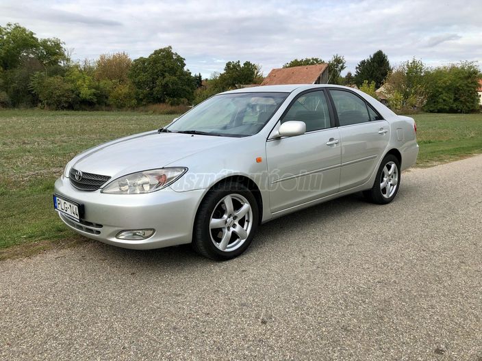 TOYOTA CAMRY 3.0 V6 (Automata)