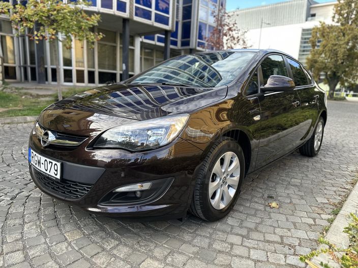 OPEL ASTRA J Sedan 1.6 Enjoy EURO6