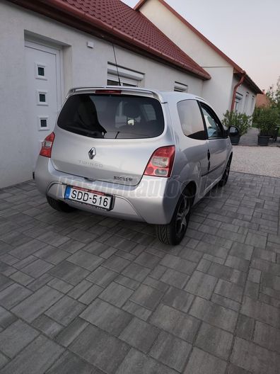 RENAULT TWINGO 1.2 16V Expression