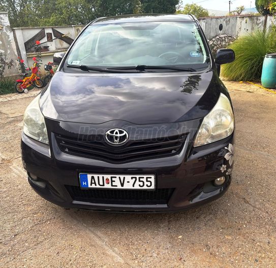 TOYOTA VERSO 1.8 Style CVT