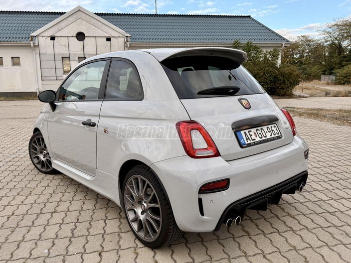 ABARTH 695 1.4 T-Jet 180 Dualogic