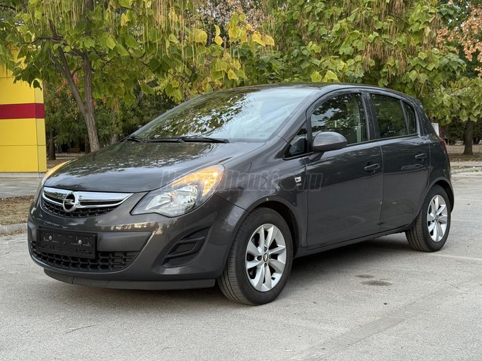 OPEL CORSA D 1.4 Cosmo