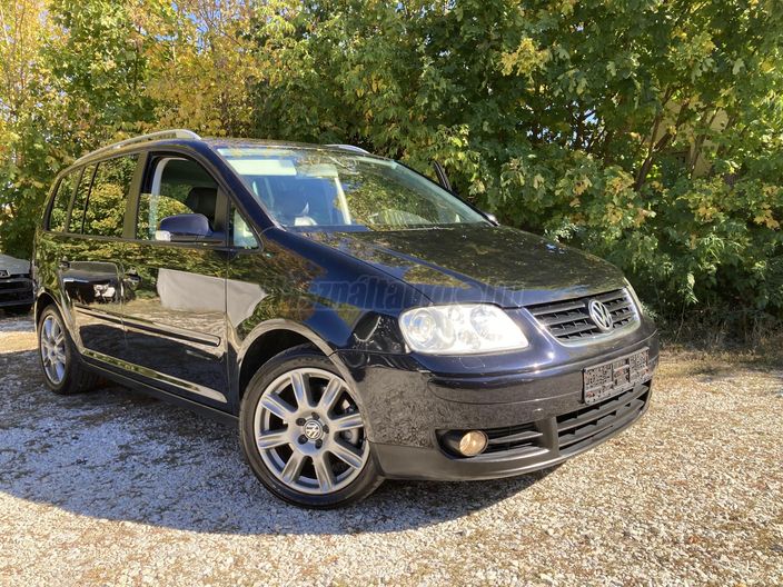 VOLKSWAGEN TOURAN 2.0 PD TDI Highline DSG