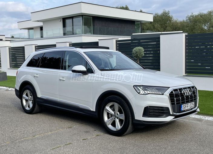 AUDI Q7 50 TDI quattro Tiptronic ic [7 személy]