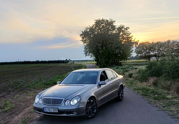MERCEDES-BENZ 220