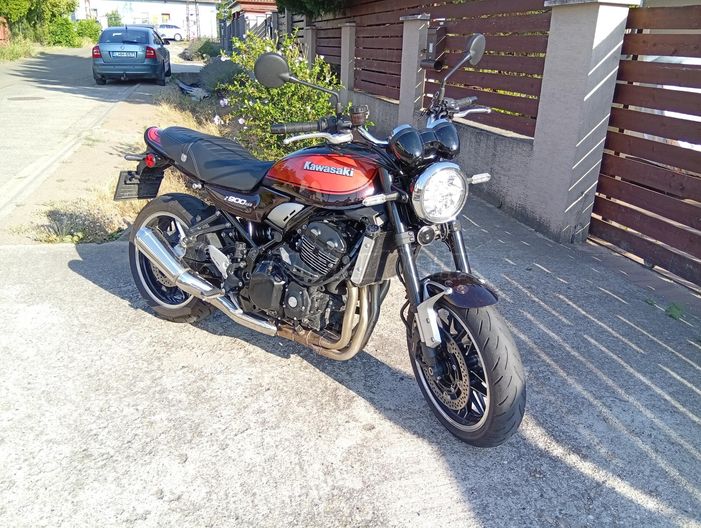 KAWASAKI Z 900 RS