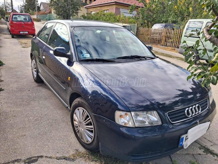 AUDI A3 1.8 Ambiente