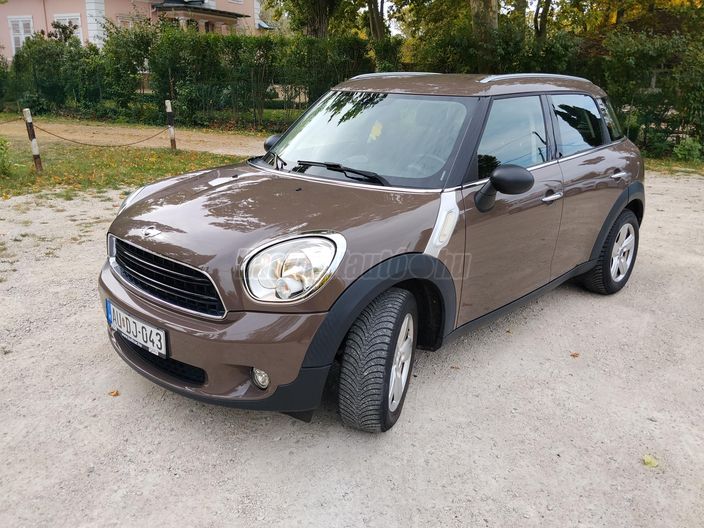 MINI COUNTRYMAN Cooper 1.6 D