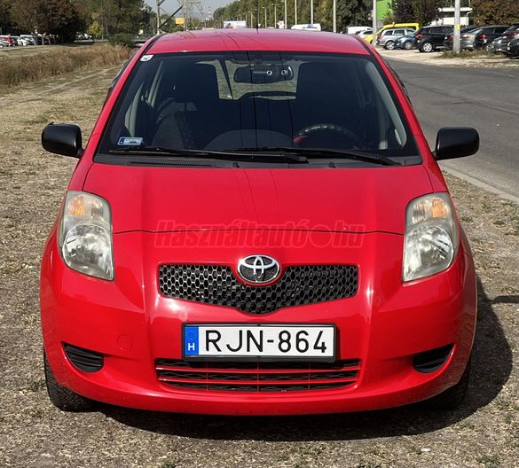 TOYOTA YARIS 1.0