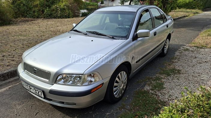 VOLVO S40 1.6