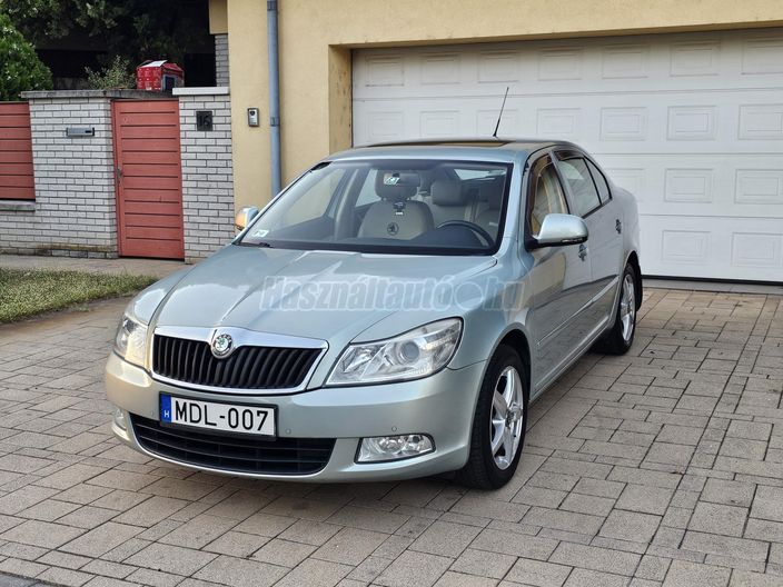 SKODA OCTAVIA 1.6 CR TDI Elegance DPF DSG