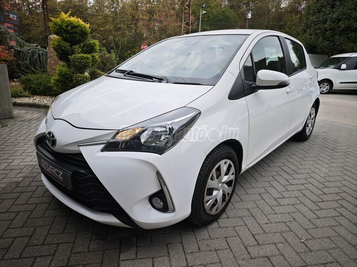 TOYOTA YARIS 1.5 Dual VVT-iE Active CVT
