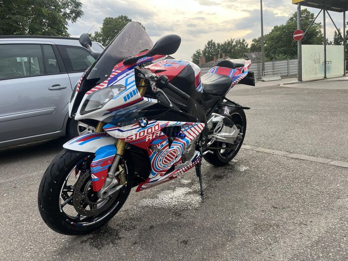 BMW S 1000 RR