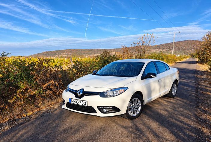 RENAULT FLUENCE 1.6 Limited